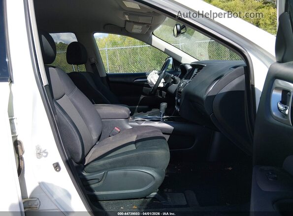 5N1DR2MN8HC900840 2017 NISSAN PATHFINDER White Սալոնի դիմացի տեսք