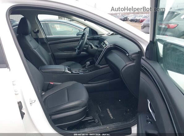 5NMJFCDE7RH373964 2024 HYUNDAI TUCSON White Widok wnętrza z przodu