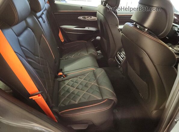 5NMMEDTC4TH039369 2026 GENESIS GV70 Gray Vista interior trasera