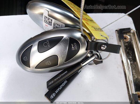5NMP24GL6TH184185 2026 HYUNDAI SANTA FE Gray Vista del salpicadero