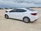 2019 Hyundai Elantra Se Белый vin: 5NPD74LF2KH495733