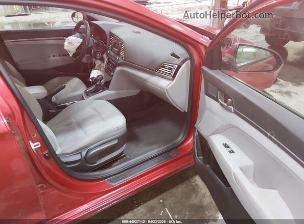 5NPD74LF3HH204522 2017 HYUNDAI ELANTRA Красный Вид салона спереди