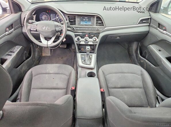 5NPD74LF5KH413784 2019 HYUNDAI ELANTRA Silver Dashboard view