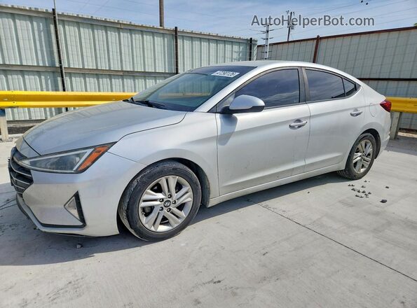 5NPD84LF0KH433082 2019 HYUNDAI ELANTRA Серебряный Передняя левая четверть