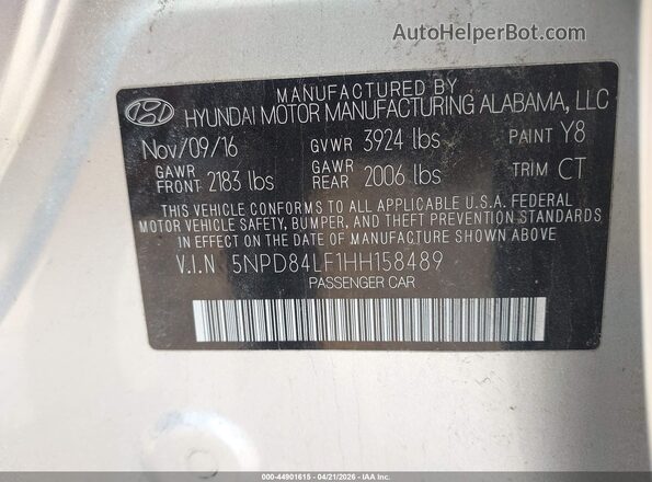 5NPD84LF1HH158489 2017 HYUNDAI ELANTRA Silver Vista del compartimento del motor