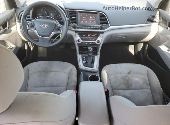 5NPD84LF1JH235206 2018 HYUNDAI ELANTRA Серебряный Вид панели приборов