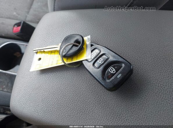 5NPD84LF2HH191940 2017 HYUNDAI ELANTRA Синий Вид панели приборов