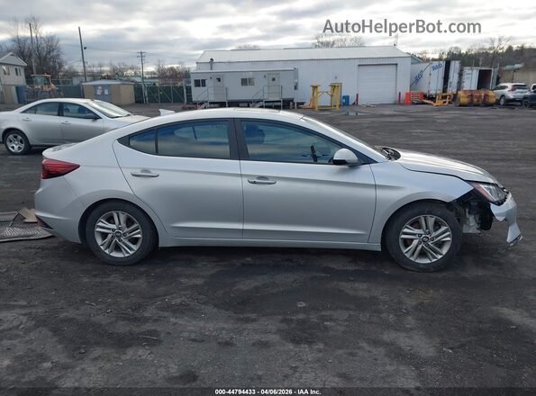 5NPD84LF2KH475866 2019 HYUNDAI ELANTRA Gray Vista interior trasera