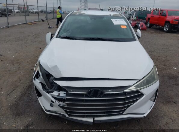 5NPD84LF2LH563270 2020 HYUNDAI ELANTRA Белый Вид спереди