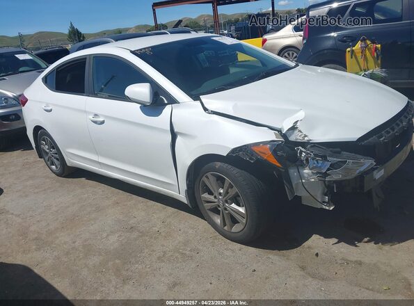 5NPD84LF3HH211628 2017 HYUNDAI ELANTRA Белый Передняя правая четверть
