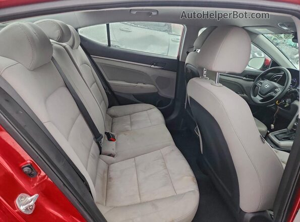 5NPD84LF3JH316935 2018 HYUNDAI ELANTRA Red უკანა სავარძლების ხედი