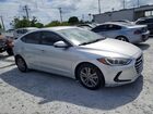 2018 Hyundai Elantra Sel Серебряный vin: 5NPD84LF3JH382157