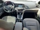 2018 Hyundai Elantra Sel Серебряный vin: 5NPD84LF3JH382157