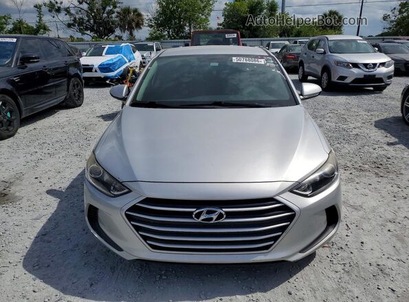 5NPD84LF3JH382157 2018 HYUNDAI ELANTRA Серебряный Вид спереди