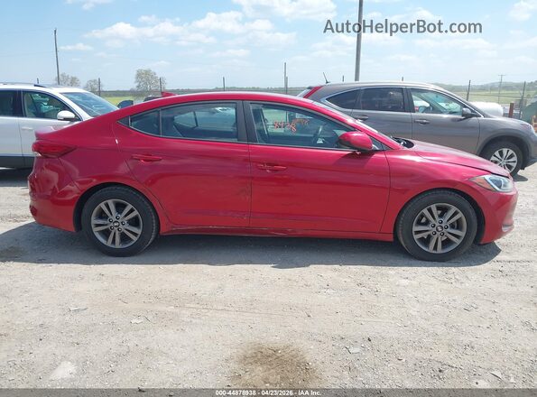 5NPD84LF4HH129309 2017 HYUNDAI ELANTRA Красный Вид задней части салона