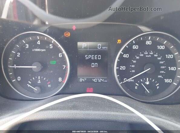 5NPD84LF4HH129309 2017 HYUNDAI ELANTRA Красный Вид задних сидений