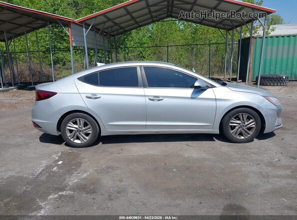 5NPD84LF4KH398207 2019 HYUNDAI ELANTRA Серебряный Вид задней части салона
