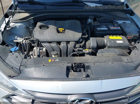 5NPD84LF4KH398207 2019 HYUNDAI ELANTRA Серебряный Вид сзади