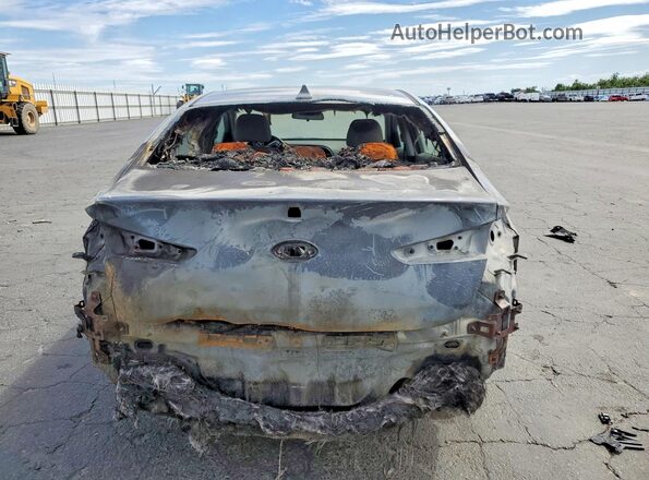 5NPD84LF4LH559950 2020 HYUNDAI ELANTRA Серебряный Вид сзади
