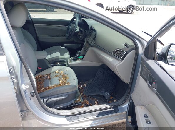 5NPD84LF5HH048965 2017 HYUNDAI ELANTRA Silver Սալոնի դիմացի տեսք