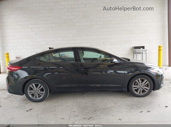 5NPD84LF5HH181645 2017 HYUNDAI ELANTRA Черный Панорамный вид салона 360°