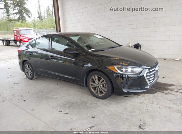 5NPD84LF5HH181645 2017 HYUNDAI ELANTRA Черный Передняя правая четверть