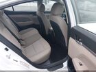 2019 Hyundai Elantra Sel White vin: 5NPD84LF5KH470449