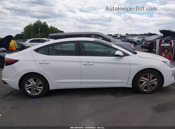 5NPD84LF5KH470449 2019 HYUNDAI ELANTRA White Rear interior view