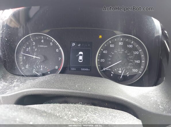 5NPD84LF6JH334622 2018 HYUNDAI ELANTRA Красный Вид задних сидений