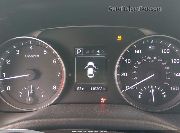 5NPD84LF8JH255601 2018 HYUNDAI ELANTRA Black Widok tylnych siedzeń