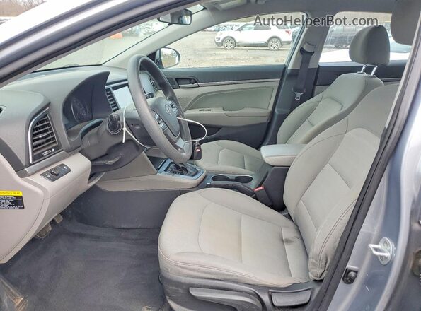5NPD84LF9HH130973 2017 HYUNDAI ELANTRA Gray Widok wnętrza z przodu
