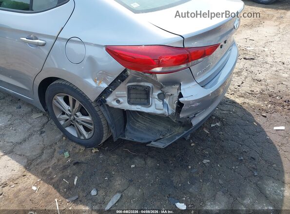5NPD84LFXHH001883 2017 HYUNDAI ELANTRA Серебряный 