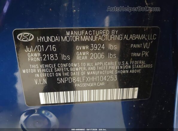 5NPD84LFXHH104253 2017 HYUNDAI ELANTRA Blue ძრავის განყოფილების ხედი