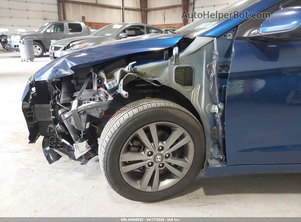 5NPD84LFXHH104253 2017 HYUNDAI ELANTRA Blue წინა ხედი