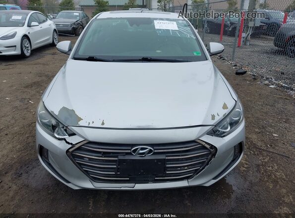 5NPD84LFXJH215780 2018 HYUNDAI ELANTRA Silver Widok wnętrza z tyłu