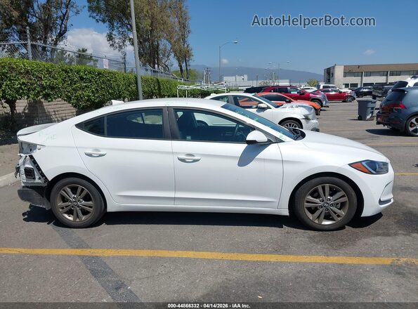 5NPD84LFXJH376372 2018 HYUNDAI ELANTRA Белый Панорамный вид салона 360°