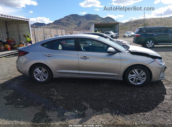 5NPD84LFXLH564358 2020 HYUNDAI ELANTRA Silver Widok wnętrza z tyłu