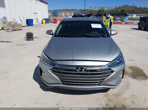 5NPD84LFXLH590930 2020 HYUNDAI ELANTRA Silver Rear interior view