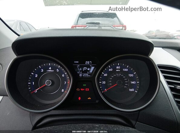 5NPDH4AE0GH735375 2016 HYUNDAI ELANTRA Красный Вид задних сидений