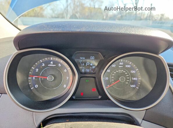 5NPDH4AE6GH719357 2016 HYUNDAI ELANTRA Silver Vista del cuadro de instrumentos