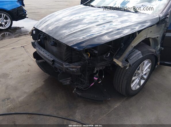 5NPE24AF9JH703675 2018 HYUNDAI SONATA Черный Вид спереди