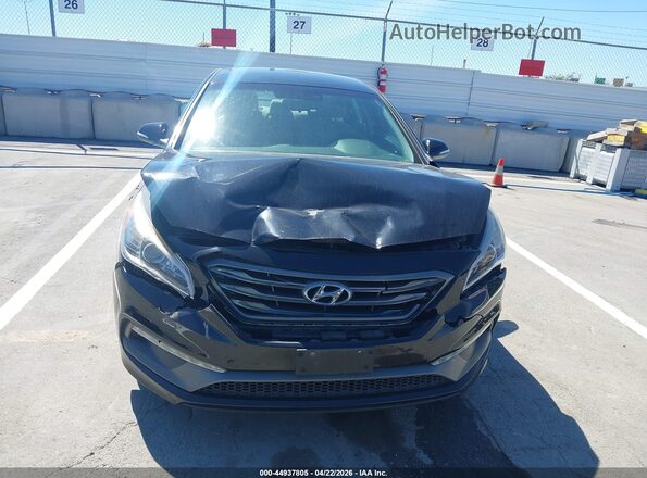 5NPE34AF5HH554253 2017 HYUNDAI SONATA Черный Вид спереди