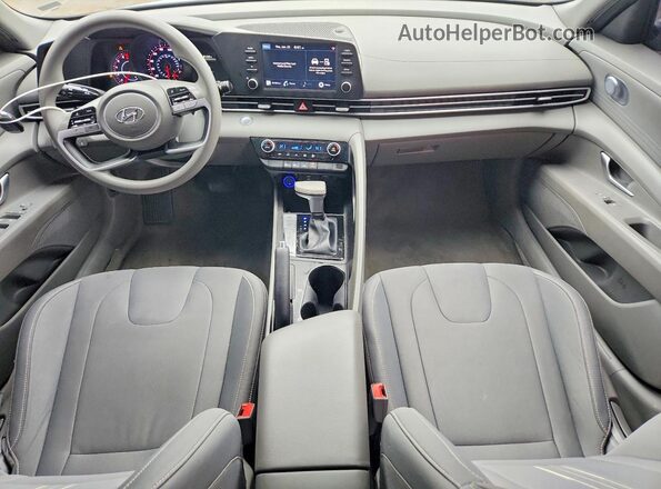 5NPLM4AG4PH104623 2023 HYUNDAI ELANTRA White Widok deski rozdzielczej