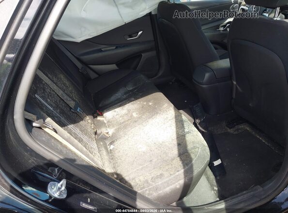 5NPLS4AG2MH043547 2021 HYUNDAI ELANTRA Черный Вид спереди