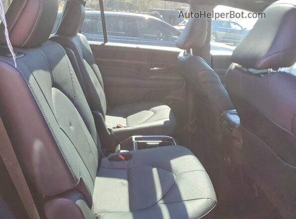 5TDACAB50SS054828 2025 TOYOTA HIGHLANDER HYBRID Gray Widok wnętrza z tyłu