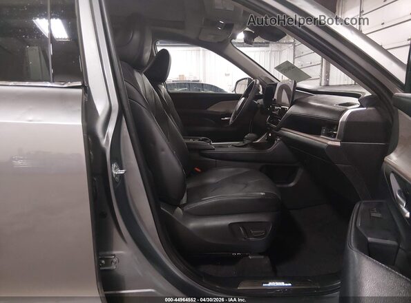 5TDACAB57TS072986 2026 TOYOTA LIMITED Gray Vista interior delantera