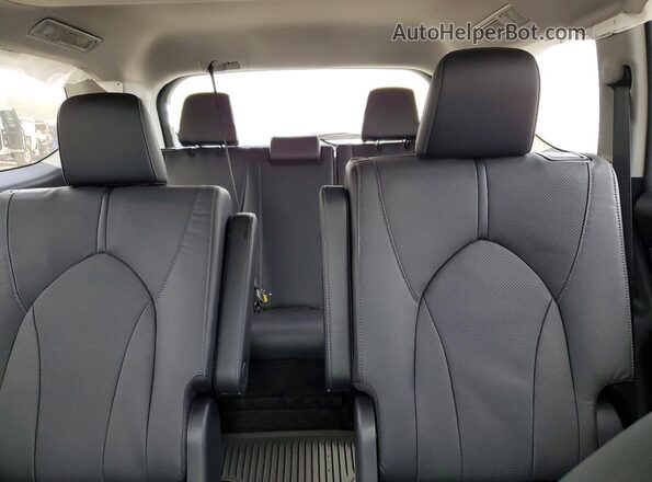 5TDACAB5XTS088616 2026 TOYOTA LIMITED Gray Vista de los asientos traseros
