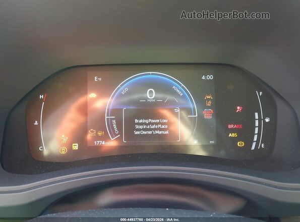 5TDACAB5XTS089684 2026 TOYOTA LE Gray Vista de los asientos traseros