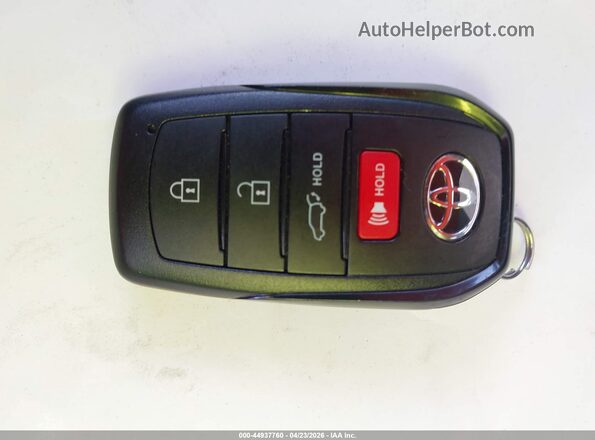 5TDACAB5XTS089684 2026 TOYOTA LE Gray Vista del salpicadero