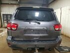 2018 Toyota Sequoia Sr5 Серый vin: 5TDBY5G19JS157716